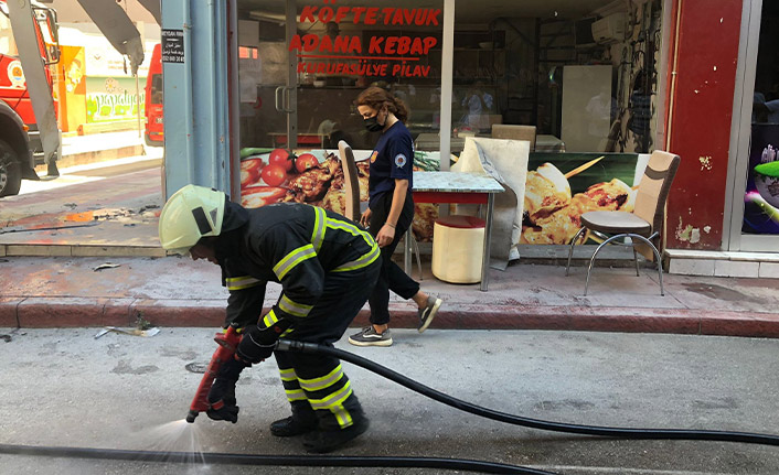 Yangın faciasını tek başına önledi