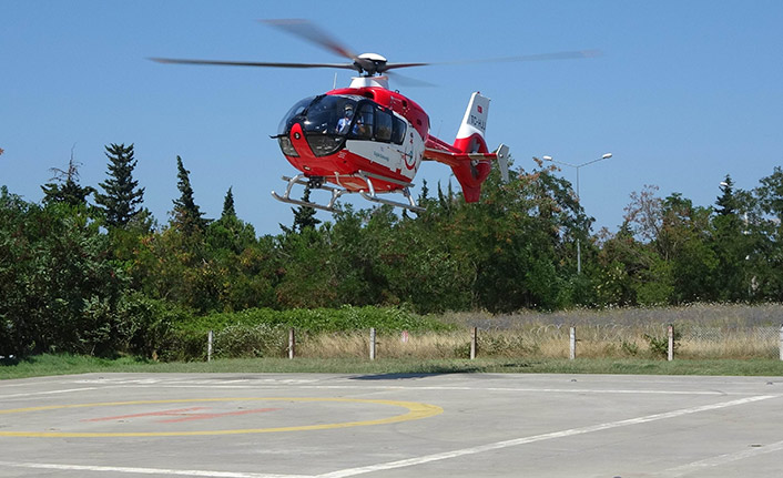 Duvardan düşen kızın yardımına ambulans helikopter yetişti