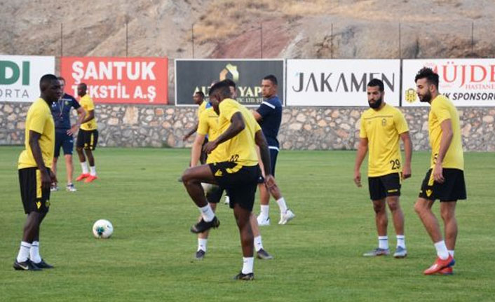 Yeni Malatyaspor Trabzonspor'a hazırlanıyor