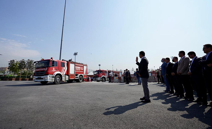 İmamoğlu, Kahraman İtfaiyecileri Yenikapı’da karşıladı