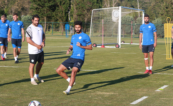 Rizespor'da Bülent Uygun ümit dağıttı