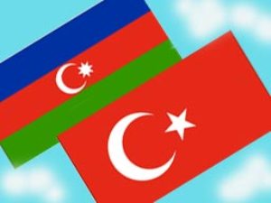 Azerbaycan ile vize kaldırılıyor