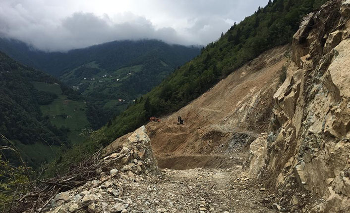 Rize'deki taş ocağına bilirkişi incelemesi