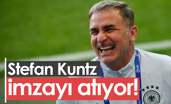 Stefan Kuntz imzayı atıyor