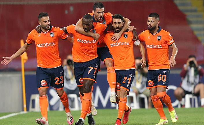 Başakşehir Fenerbahçe'yi yendi