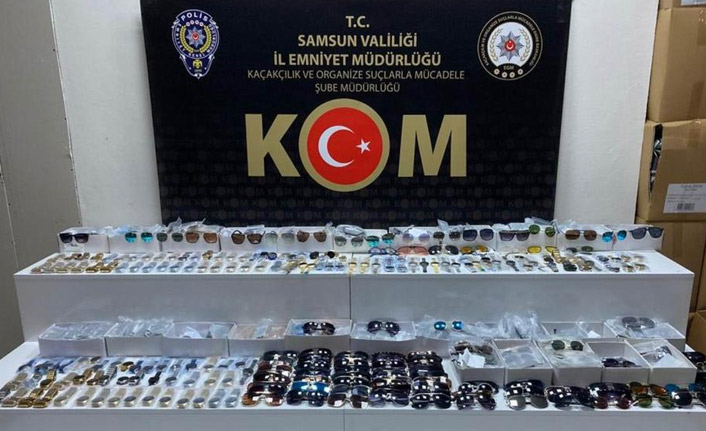 Gümrük kaçağı gözlükler ve saatler yakalandı