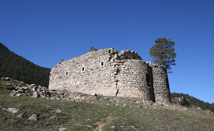 Giresun'da tarihi kilise hayat buluyor