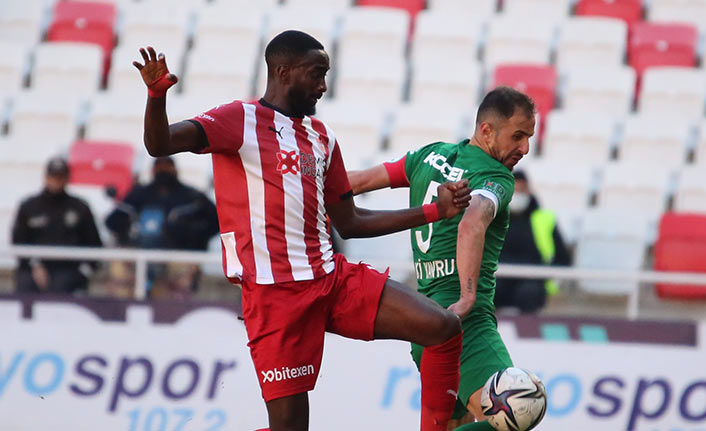 Sİvasspor ile Giresunspor berabere