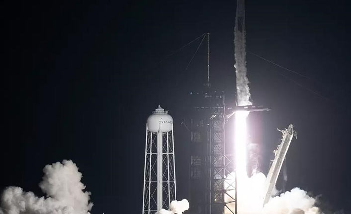 SpaceX 'Crew-3' uçuşuyla 4 astronotu daha taşıdı