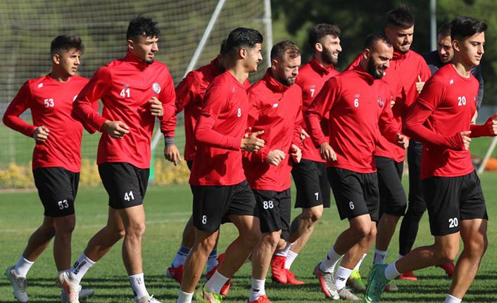 Antalyaspor Trabzonspor'a hazırlanıyor