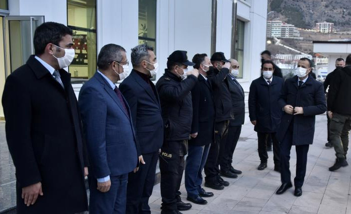 81 yıllık polis karakolu yeni binasına taşındı