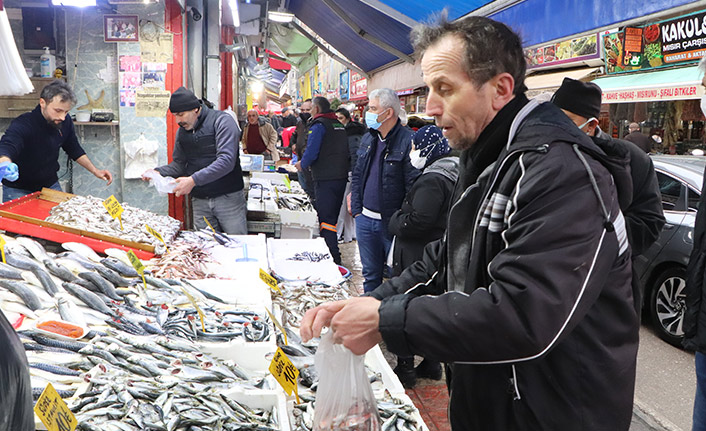 Balıkçılardan yeni yıla mutlu başlangıç