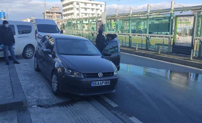 Çalışır halde bıraktığı otomobili çalındı