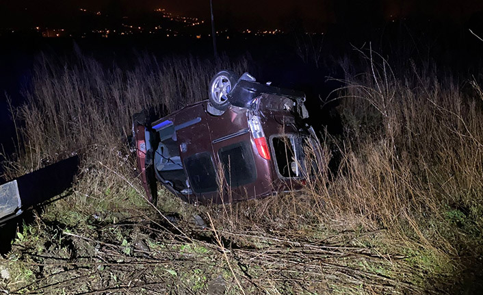 Samsun’da hafif ticari araç takla attı: 1 yaralı