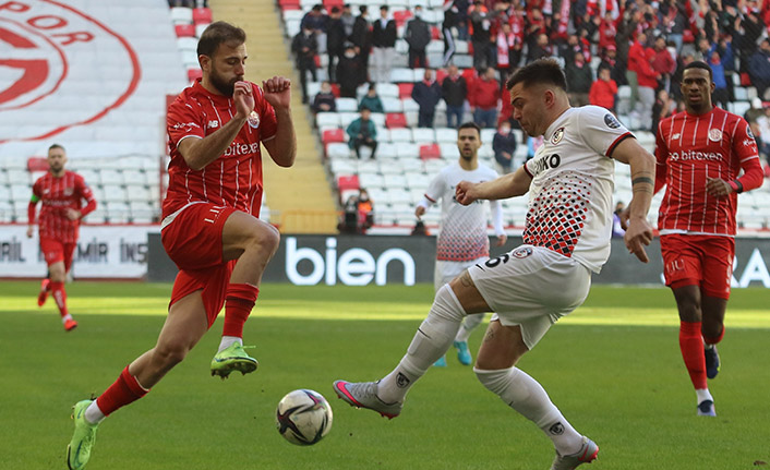 Antalyaspor ile Gaziantep FK berabere