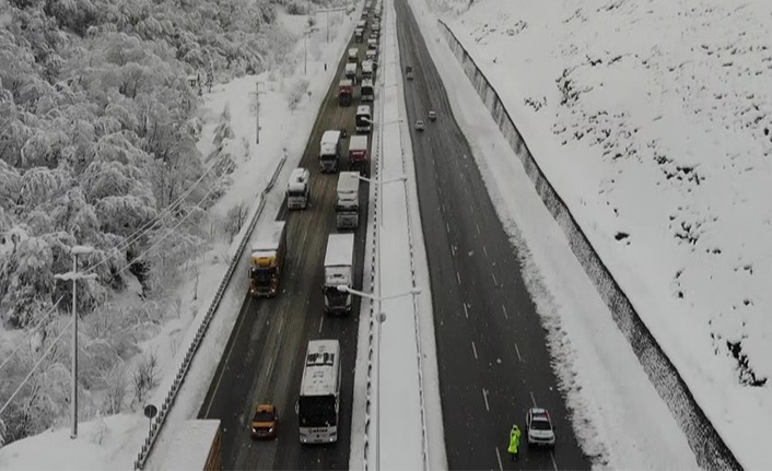 Ankara-Samsun yolunda kilometrelerce tır konvoyu