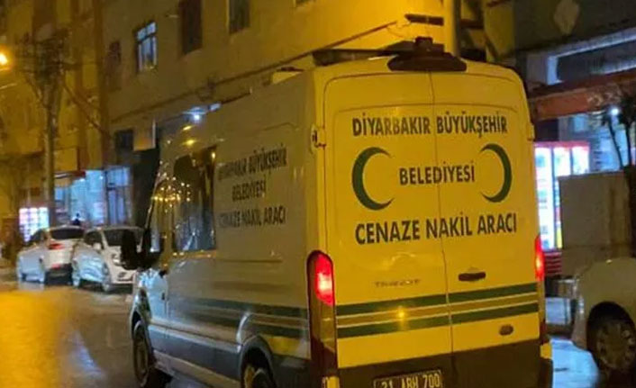 20 yaşındaki genç ablasını boğarak öldürdü