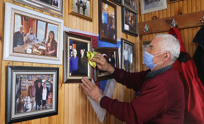 69 yaşındaki Hüseyin Eroğlu'nun devlet adamları koleksiyonu