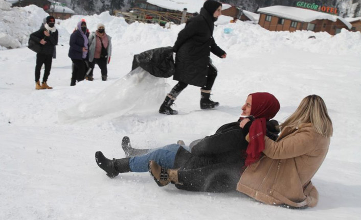 Ayder'de kar festivali devam ediyor