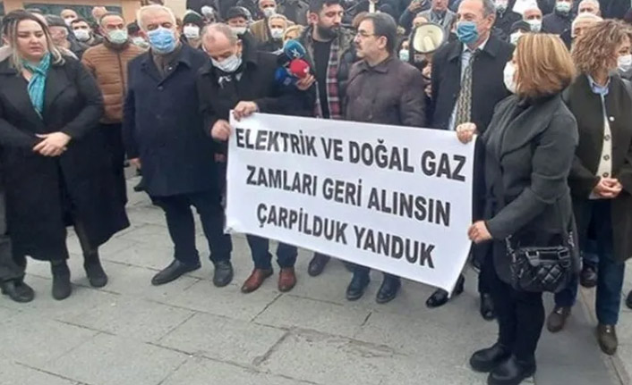 Rize'de elektrik zamları protesto edildi