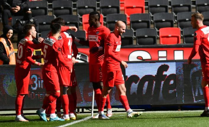 Gaziantep FK, Sivas'ı farklı geçti