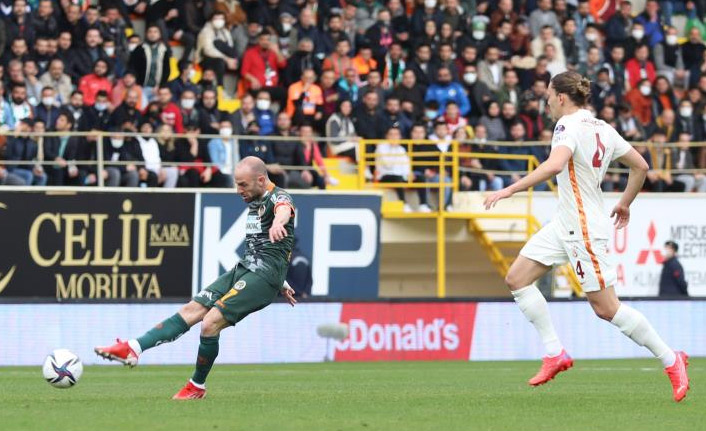 Alanyaspor ve Galatasaray puanları paylaştı