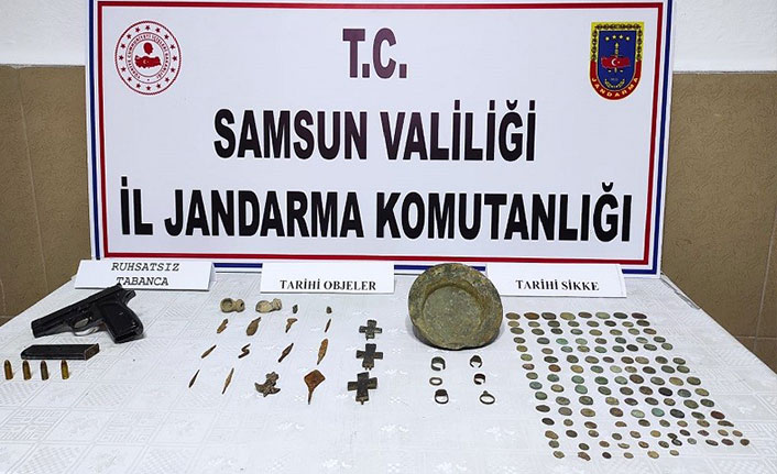 Samsun’da jandarma 136 adet sikke ele geçirdi