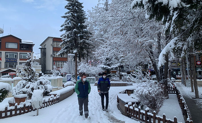 Doğu Karadeniz'de kar ve soğuk hava etkili oluyor