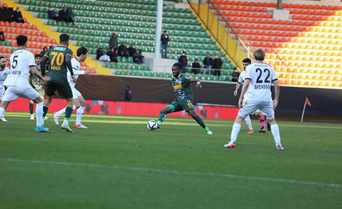 Alanyaspor çeyrek finalde