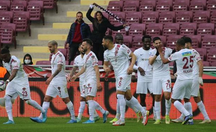 7 gollü maçta kazanan Hatayspor