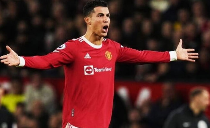 Ronaldo Manchester United'tan ayrılıyor! Flaş talip