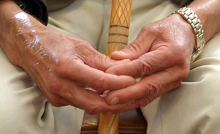 KTÜ'lü Uzmandan önemli parkinson uyarısı! "Aile çevresi ve arkadaş desteği önemlidir"