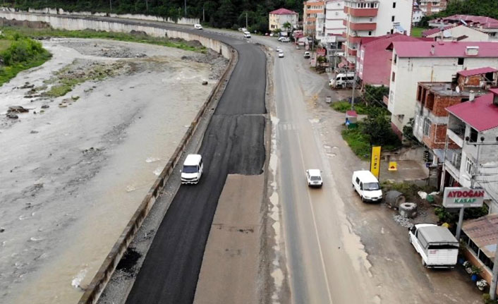 Giresun-Keşap ayrımı-Dereli-Pınarlar yolunda çalışma