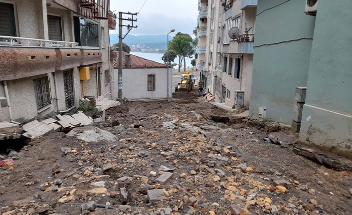 Ordu'da patlayan ana su borusu taşkına yol açtı