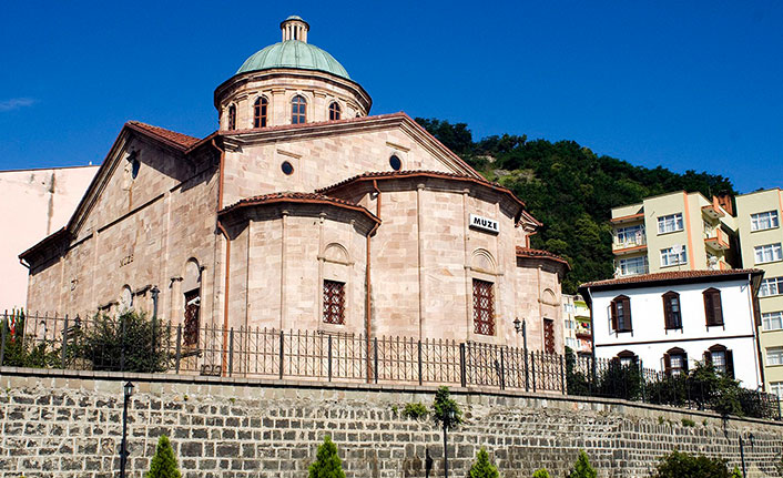 Giresun Adası'ndaki buluntular müzede sergilenmeye başlandı