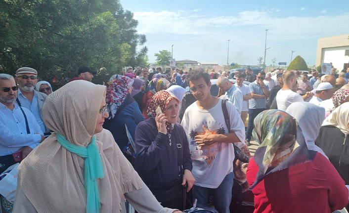 Samsun-Çarşamba Havalimanı'nda hac kafilesi yoğunluğu yaşanıyor