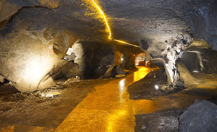 Rize'de Pileki Mağarası ziyaretçilerin ilgi odağı