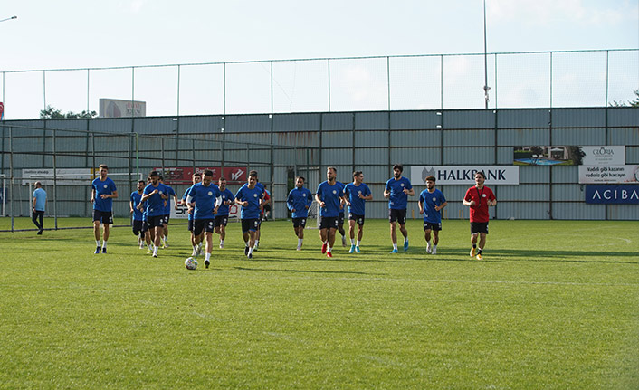 Çaykur Rizespor günü çift antrenman ile tamamladı