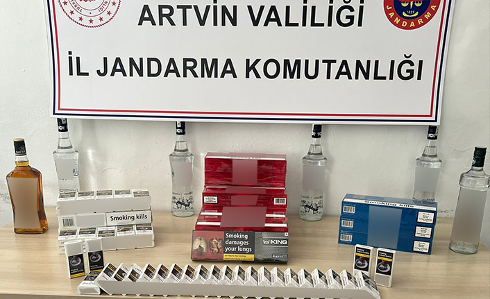 Kaçakçılık operasyonunda yüzlerce paket kaçak sigara ele geçirildi