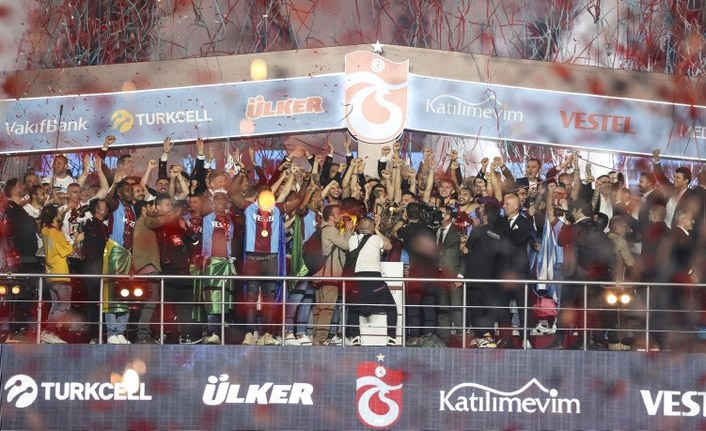 Trabzonspor'a dev gelir!  Forma satışları...