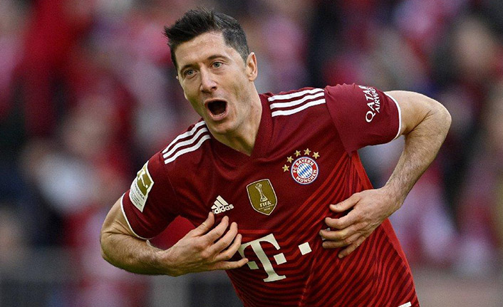 Ölüm tehditleri almıştı! Lewandowski yeni takımına imza attı