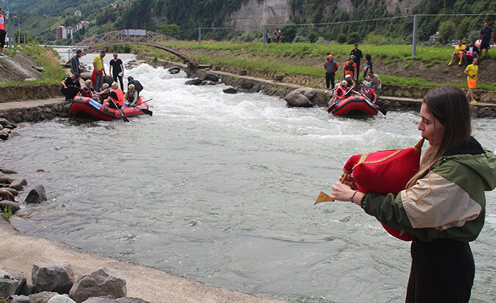 Rize'de ‘Ülkelerarası Rafting Yarışması’ yapıldı