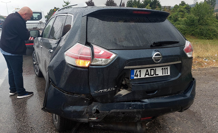 Samsun'da iki otomobil çarpıştı: 4 yaralı