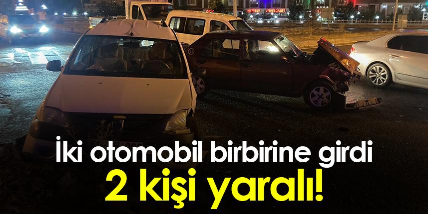 Bayburt'ta iki otomobil birbirine girdi! 2 yaralı