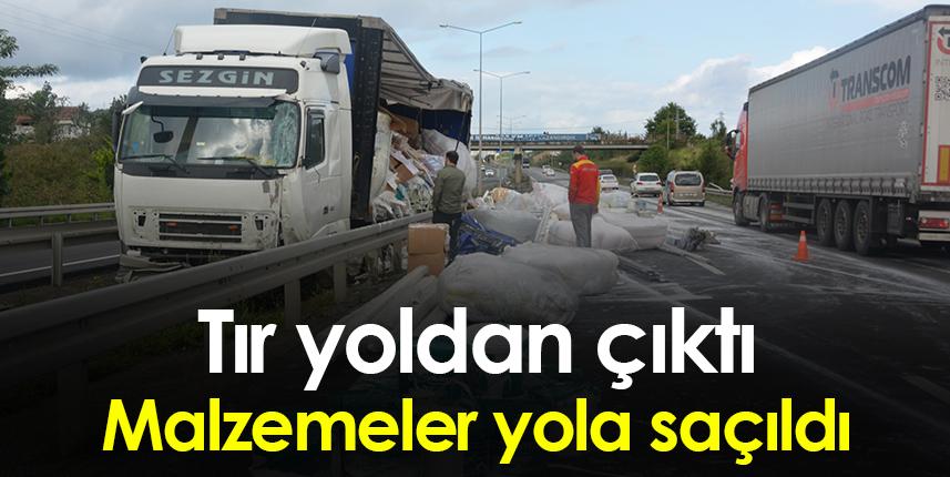 Ordu'da tır yoldan çıktı! Malzemeler yola saçıldı