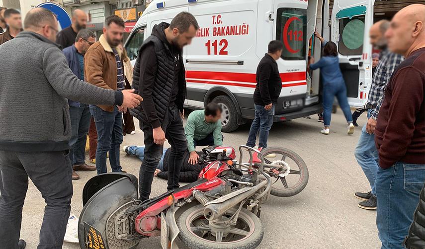 Samsun'da otomobil ve motosiklet çarpıştı: 1 yaralı