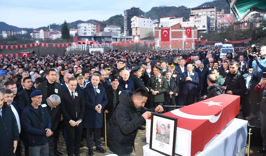 Giresun şehidini uğurladı