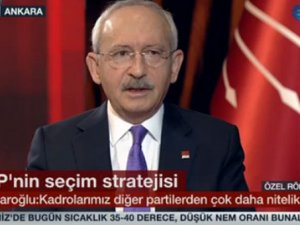 CHP reklamında Davutoğlu var