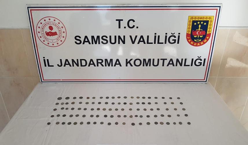 Samsun'da çeşitli dönemlere ait 101 sikke ele geçirildi