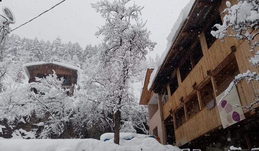 Artvin beyaz örtüyle kaplandı